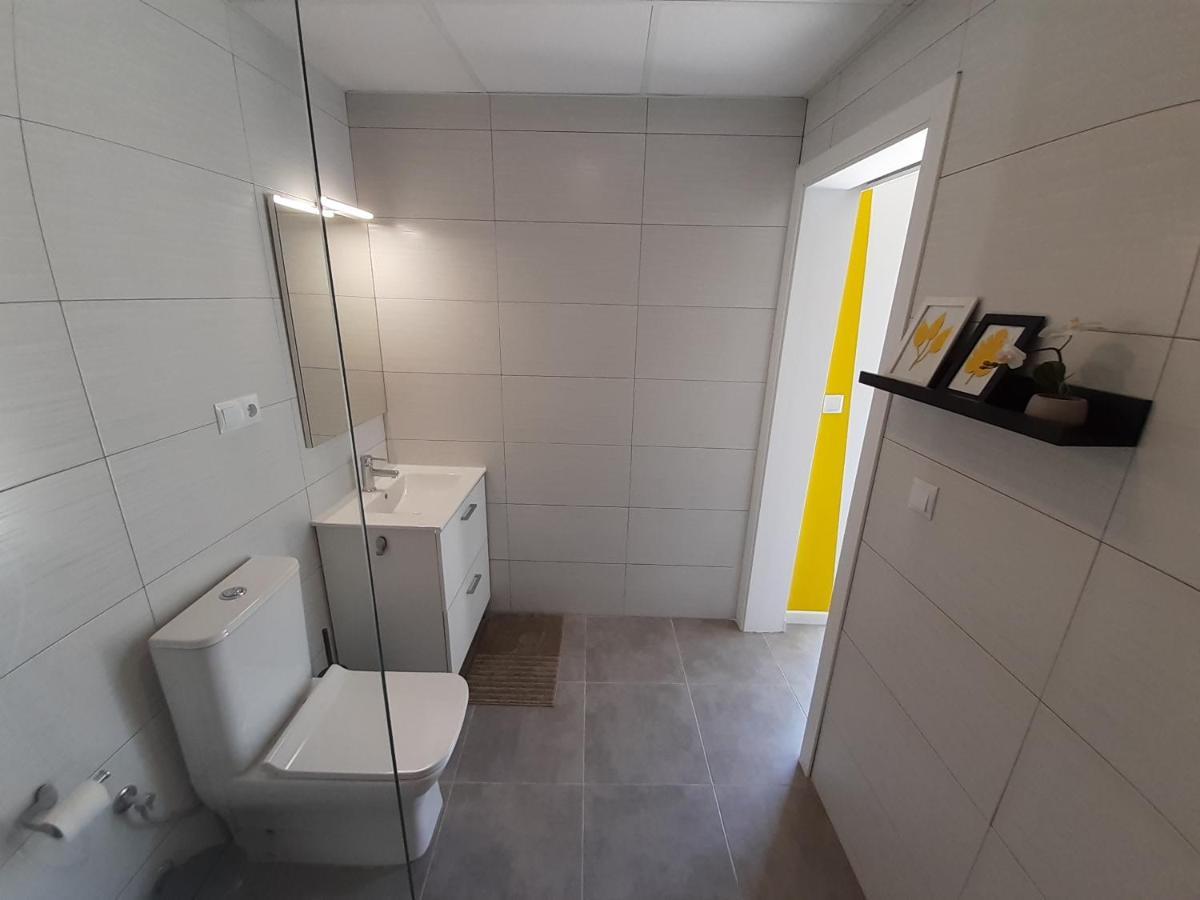 The Yellow Corner Apartment Alicante Dış mekan fotoğraf