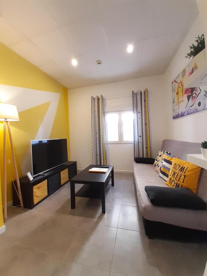 The Yellow Corner Apartment Alicante Dış mekan fotoğraf