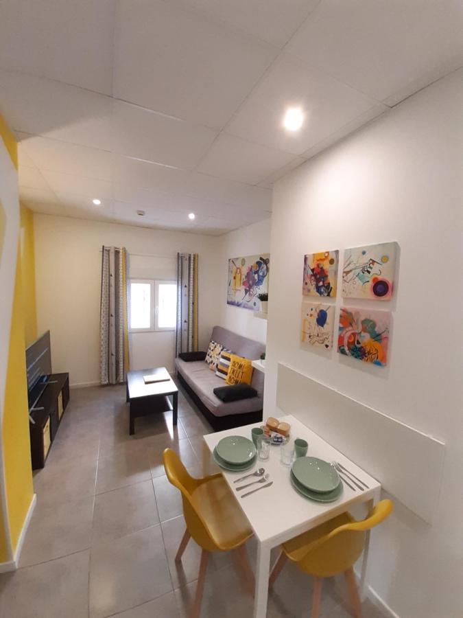 The Yellow Corner Apartment Alicante Dış mekan fotoğraf