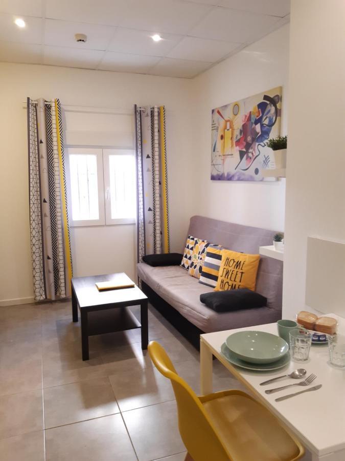 The Yellow Corner Apartment Alicante Dış mekan fotoğraf